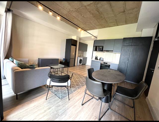 1 BEDROOM APARTMENT FOR SALE IN SANDOWN